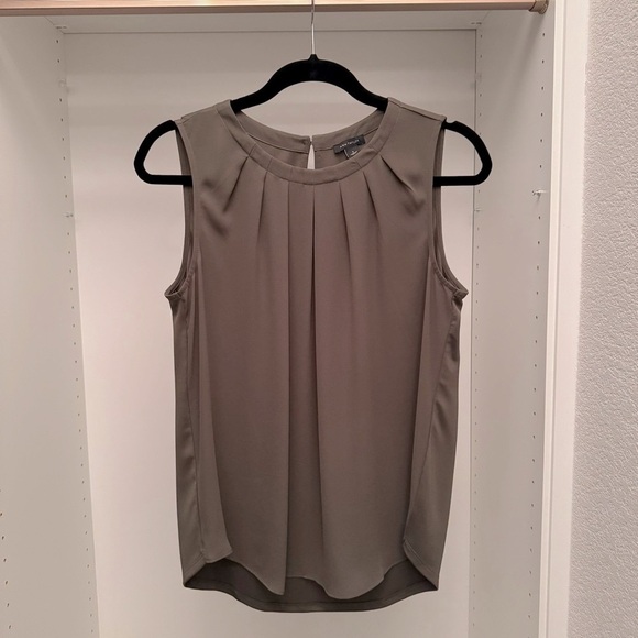 Ann Taylor Olive Sleeveless Blouse - Picture 1 of 3